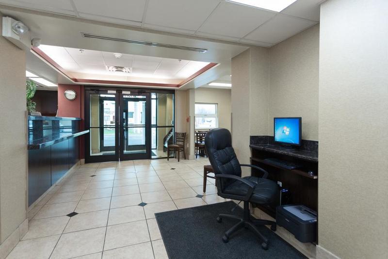 Travelodge By Wyndham Romulus Detroit Airport Kültér fotó